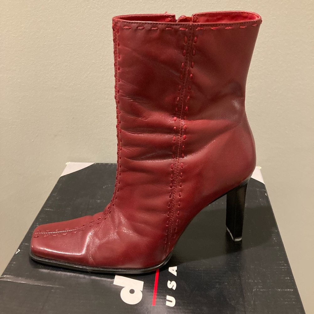 Diba red boots